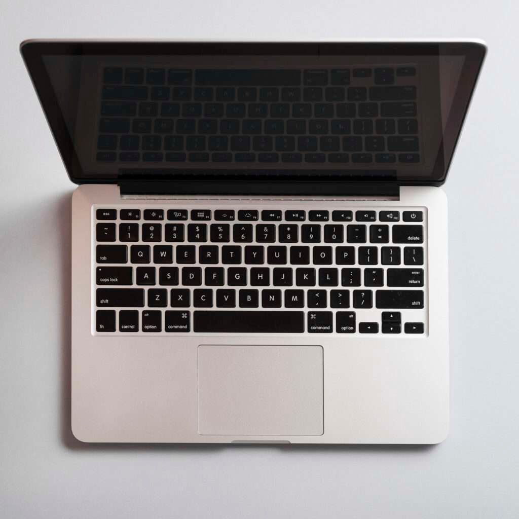 Apple MacBook Pro - FutureTech Words